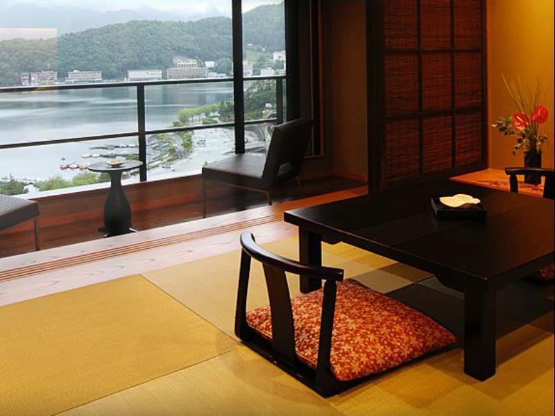Ryokan Rakuyu 4*